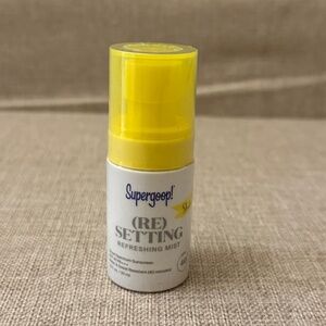 Supergoop! (Re)Setting Refreshing Mist SPF 40 - 1 oz/30 ml
